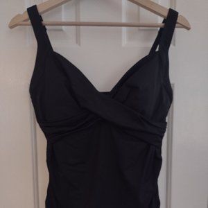 New w/out tags Land’s End swim top, black, adjustable, underwire, women, ladies